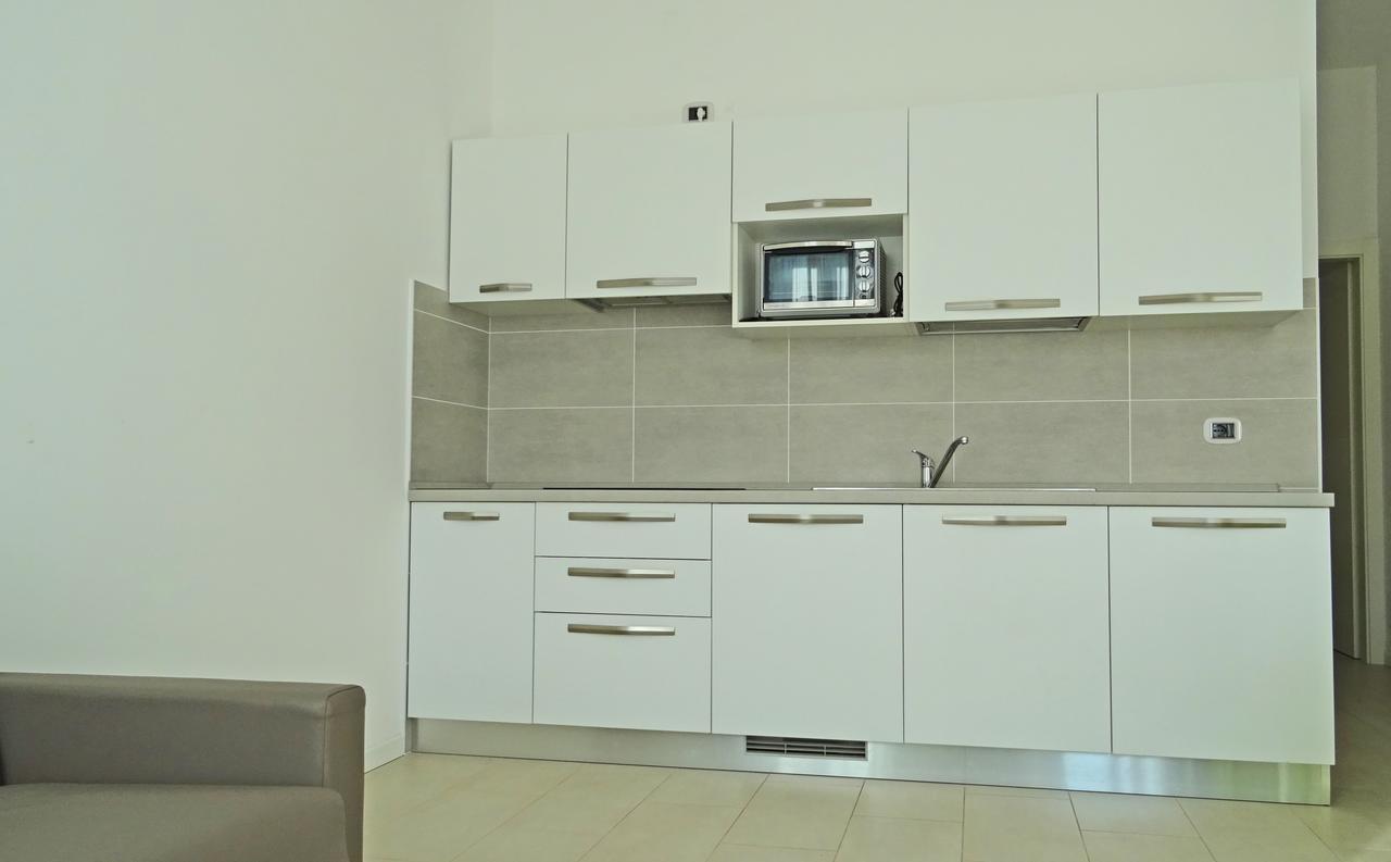 Campione Ora Apartments By Gardadomusmea كامبيوني ديل غاردا المظهر الخارجي الصورة