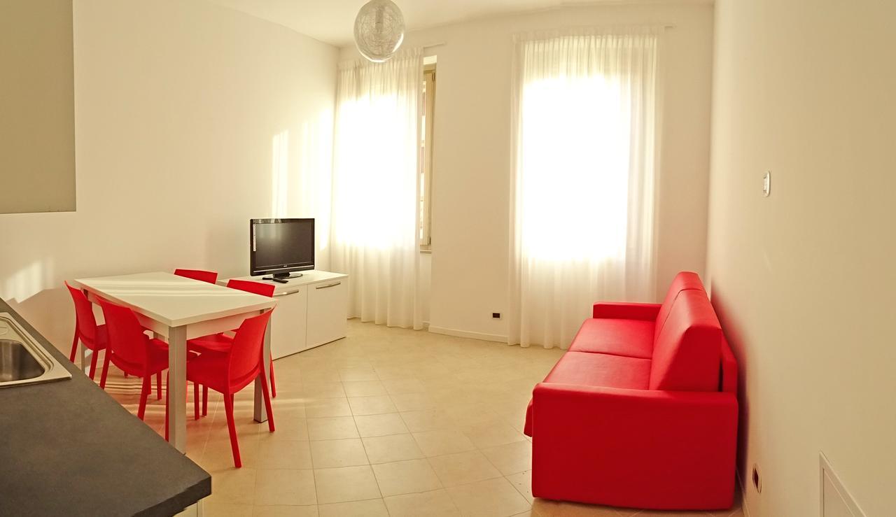 Campione Ora Apartments By Gardadomusmea كامبيوني ديل غاردا المظهر الخارجي الصورة